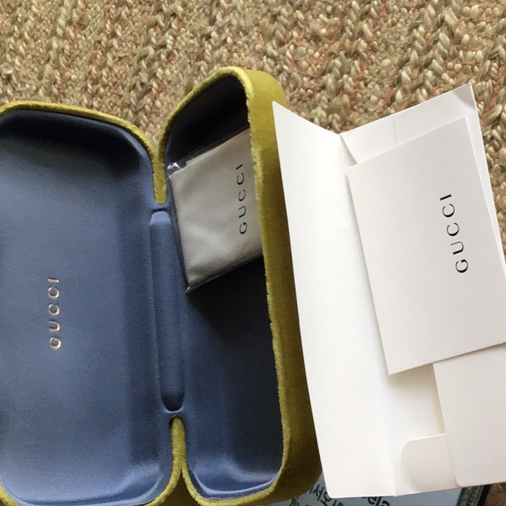 Gucci sunglasses case w dustbag Lime Green